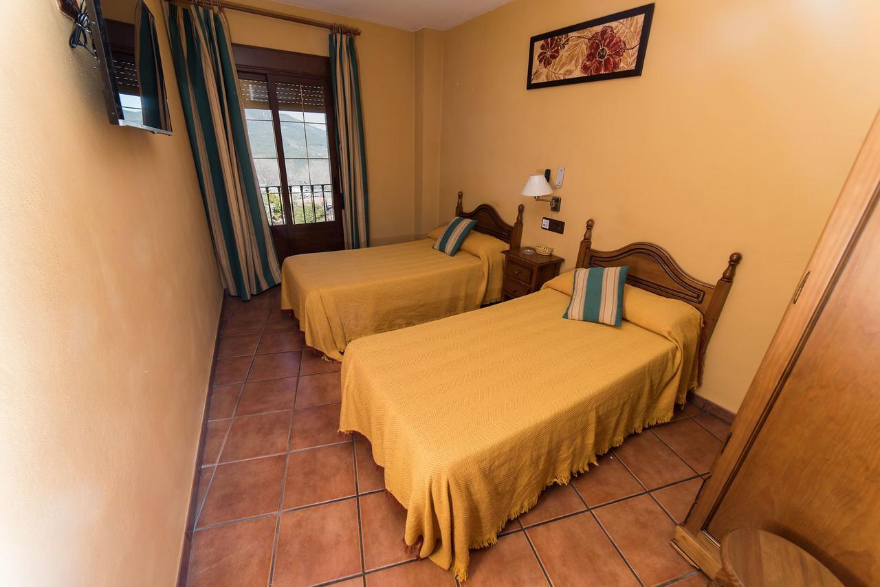 Apartamentos Raisa Hornos Εξωτερικό φωτογραφία